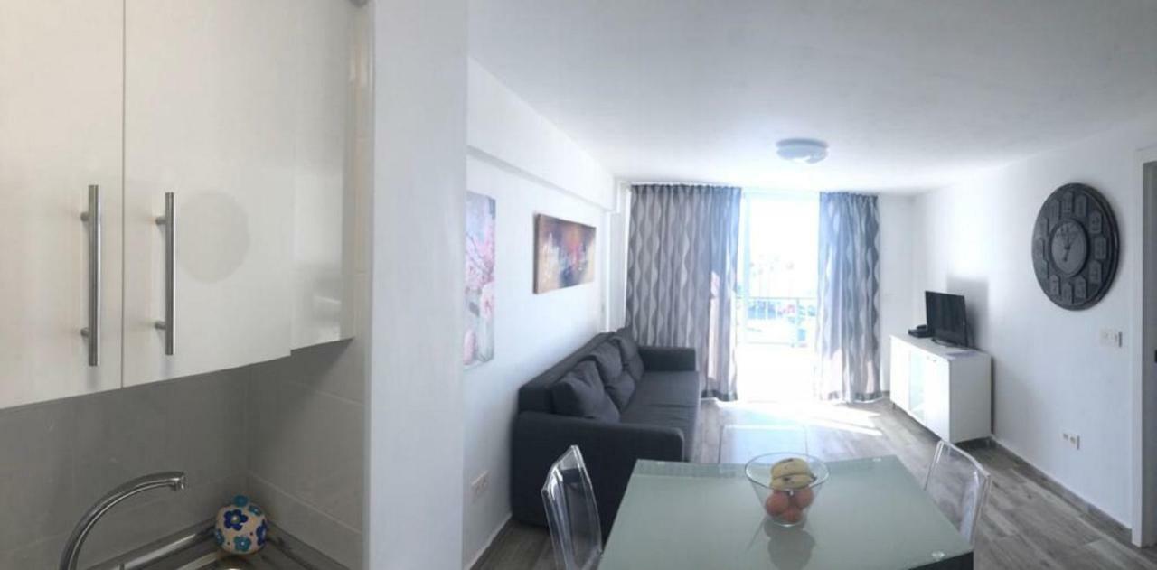 아로나 Sea View Coronel Modern & Sunny 아파트 외부 사진